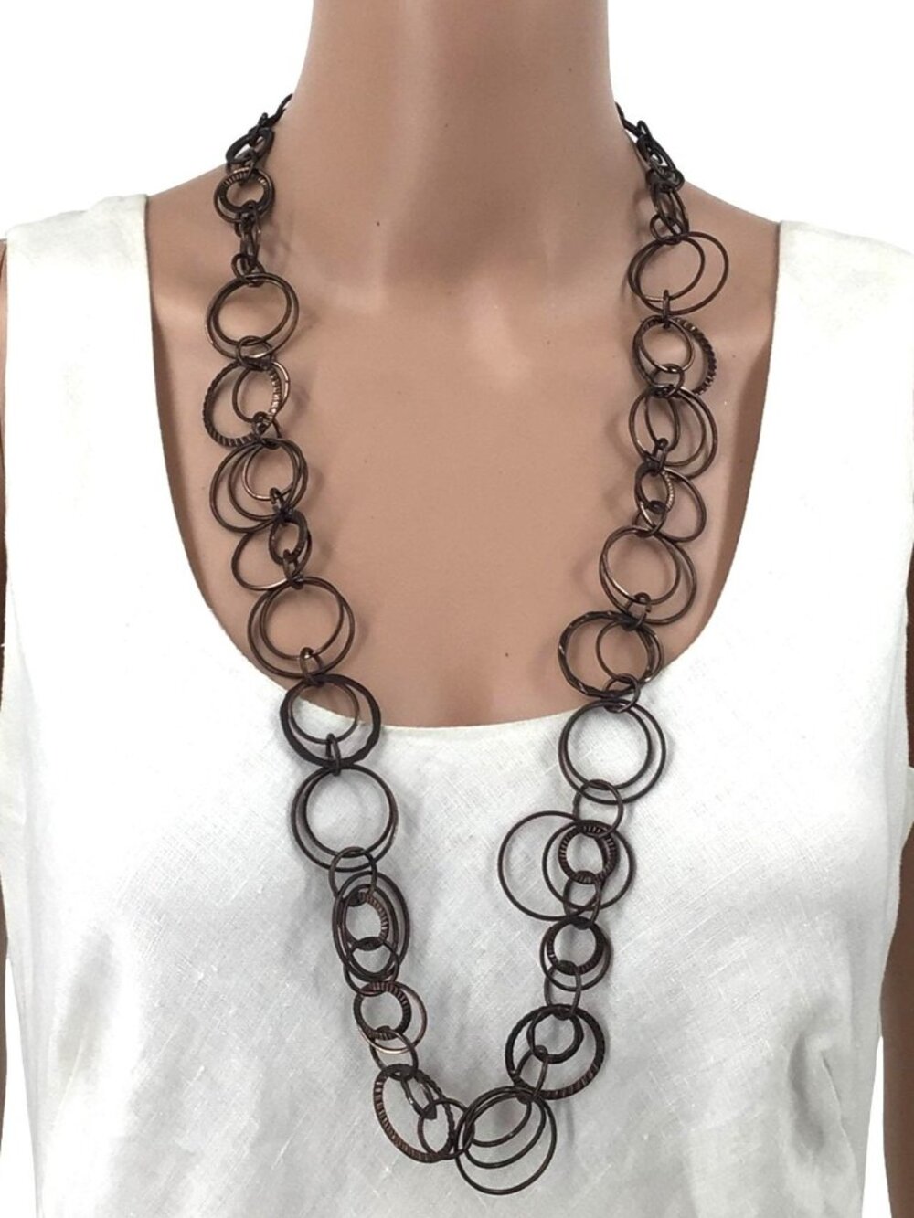 Daisy Fuentes Necklace Bronze Adjustable Length Chunky Long Length 34 Inch NEW